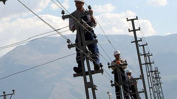 Elektrik dağıtımında mesleki yeterlilik dönemi Elektrik dağıtımında mesleki yeterlilik dönemi